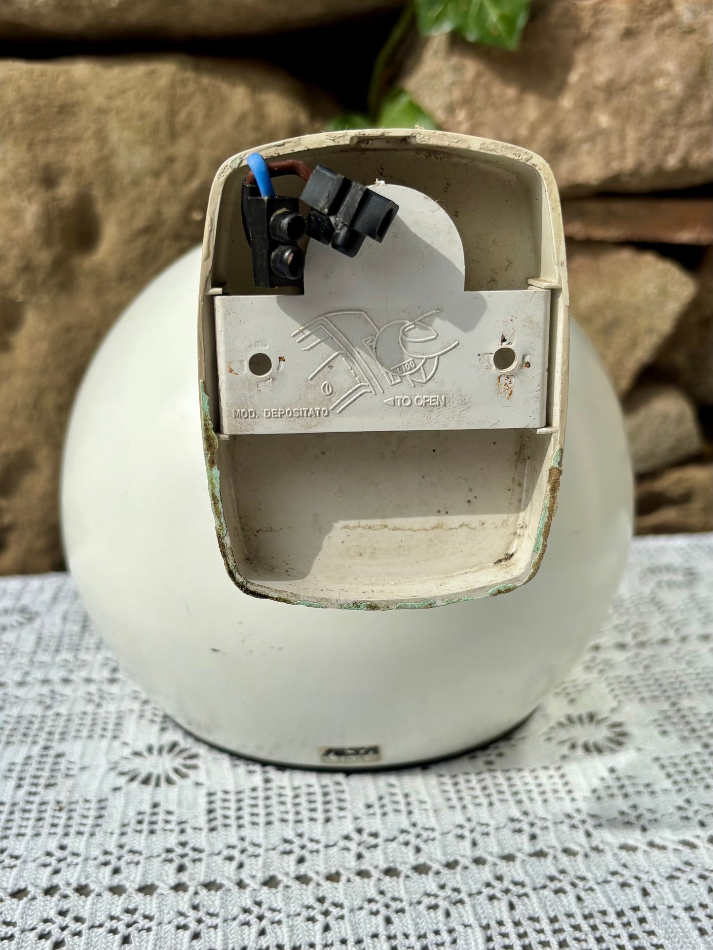 Applique Space Age globe