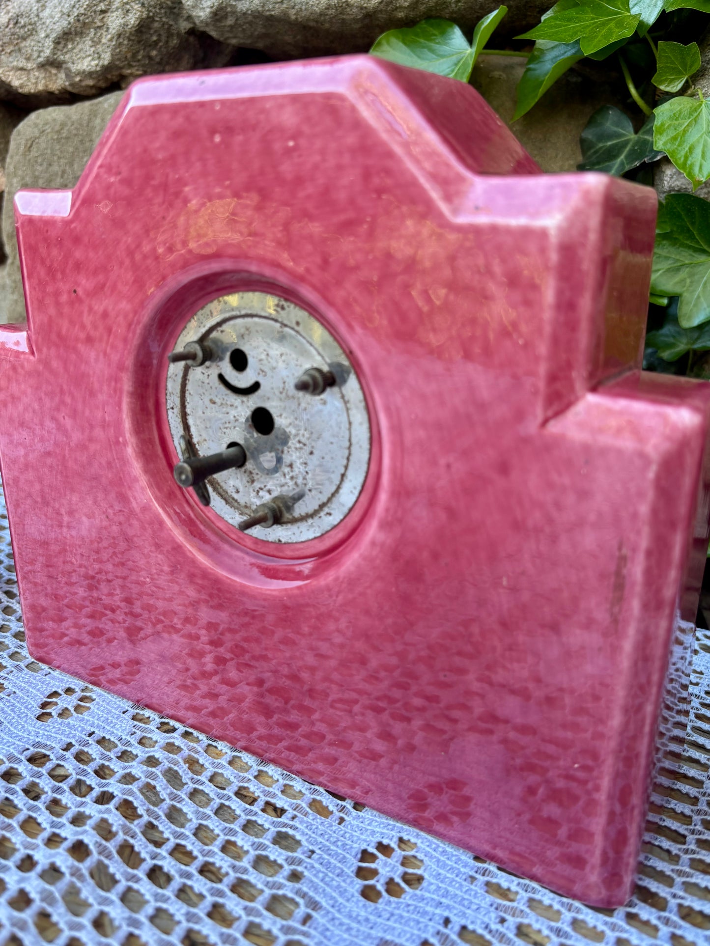 Pendule Digoin Sarreguemines rosé framboise
