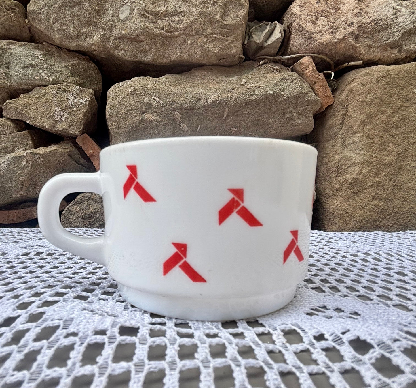 Tasse Arcopal motifs Origami
