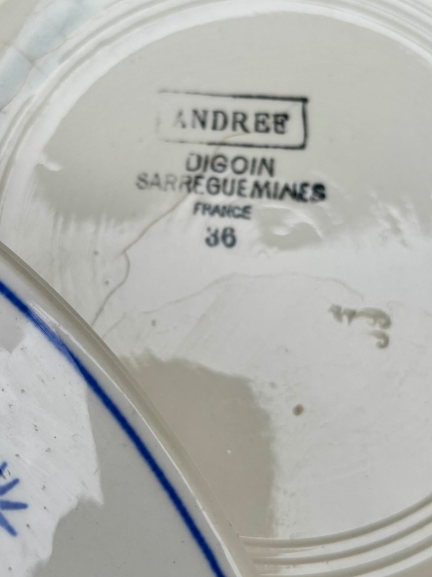 Soupière Digoin Sarreguemines modèle Andrée