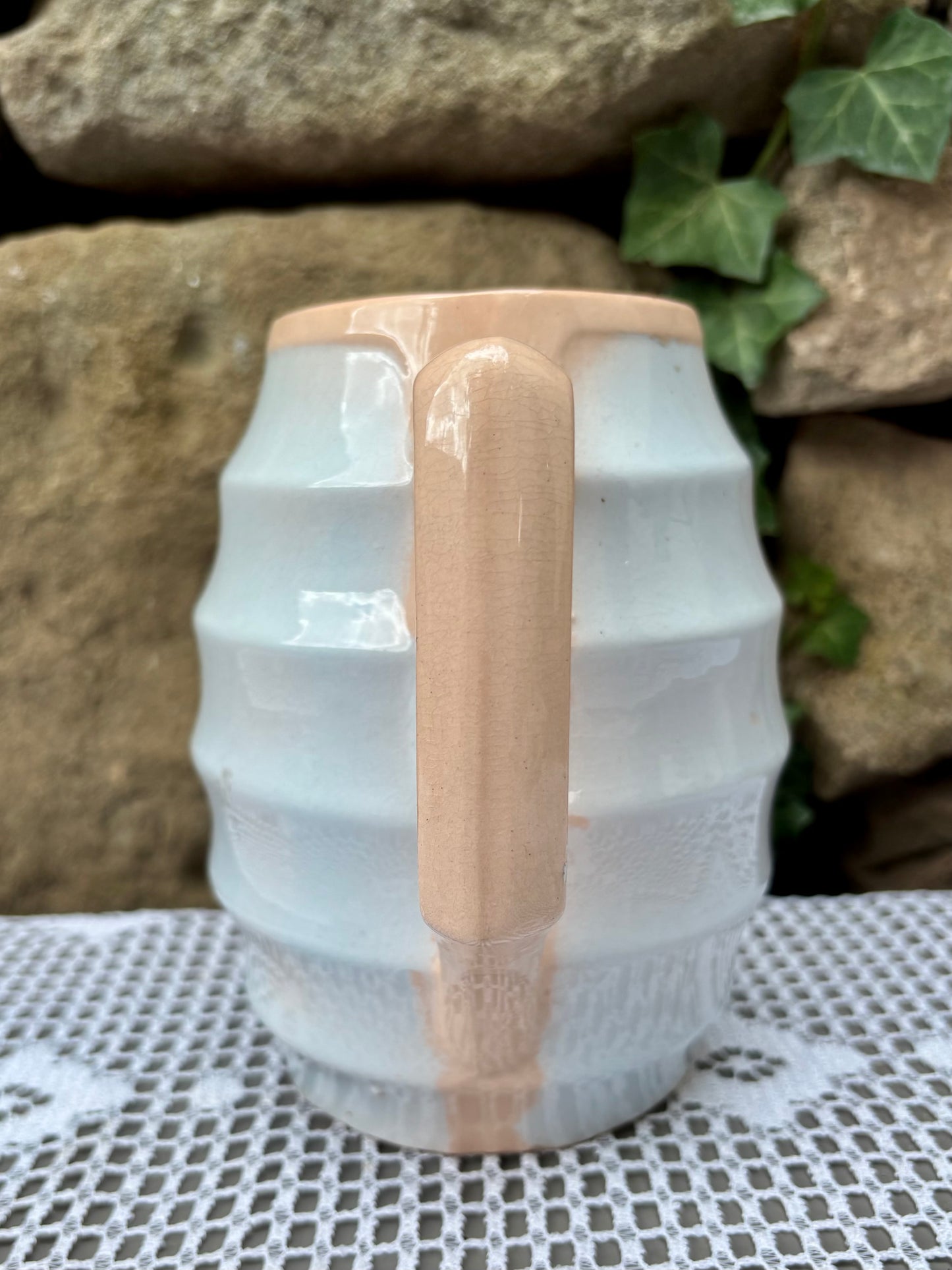 pichet digoin rose pastel nervure 1950 anse