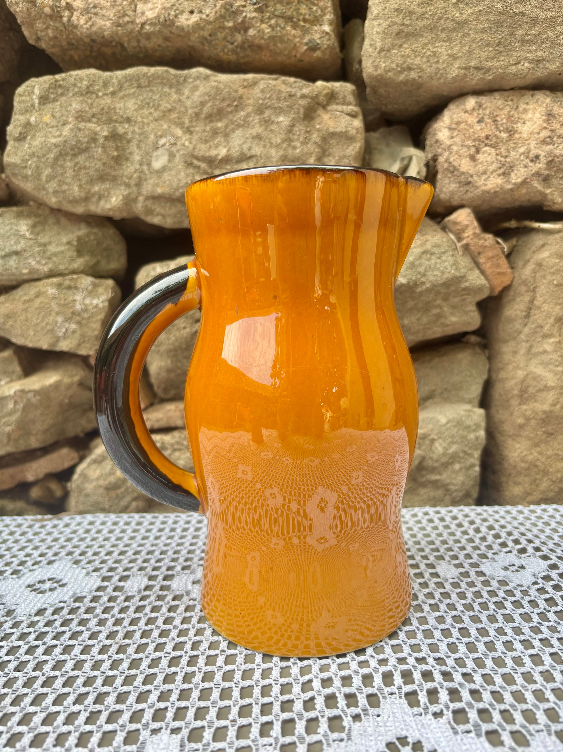 pichet terre vernissee années 1970