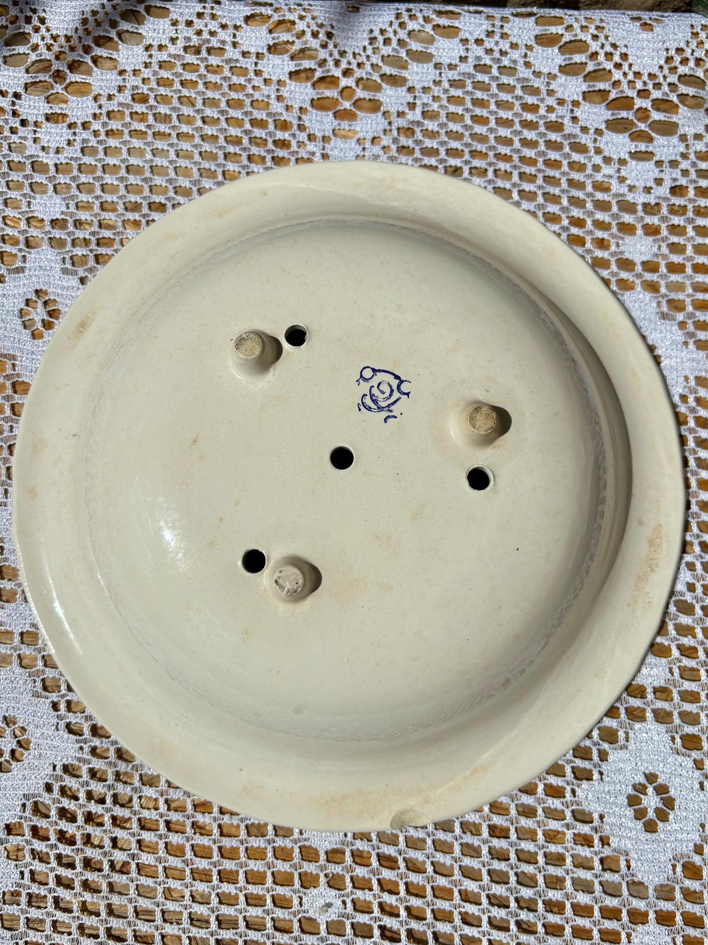 Plat égouttoir en barbotine Francesco Guarino