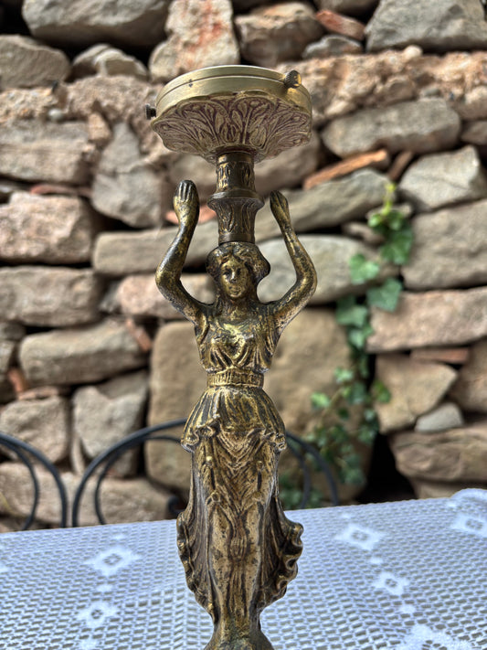 Pied lampe laiton sculpture femme 1930 1950 partie haute 