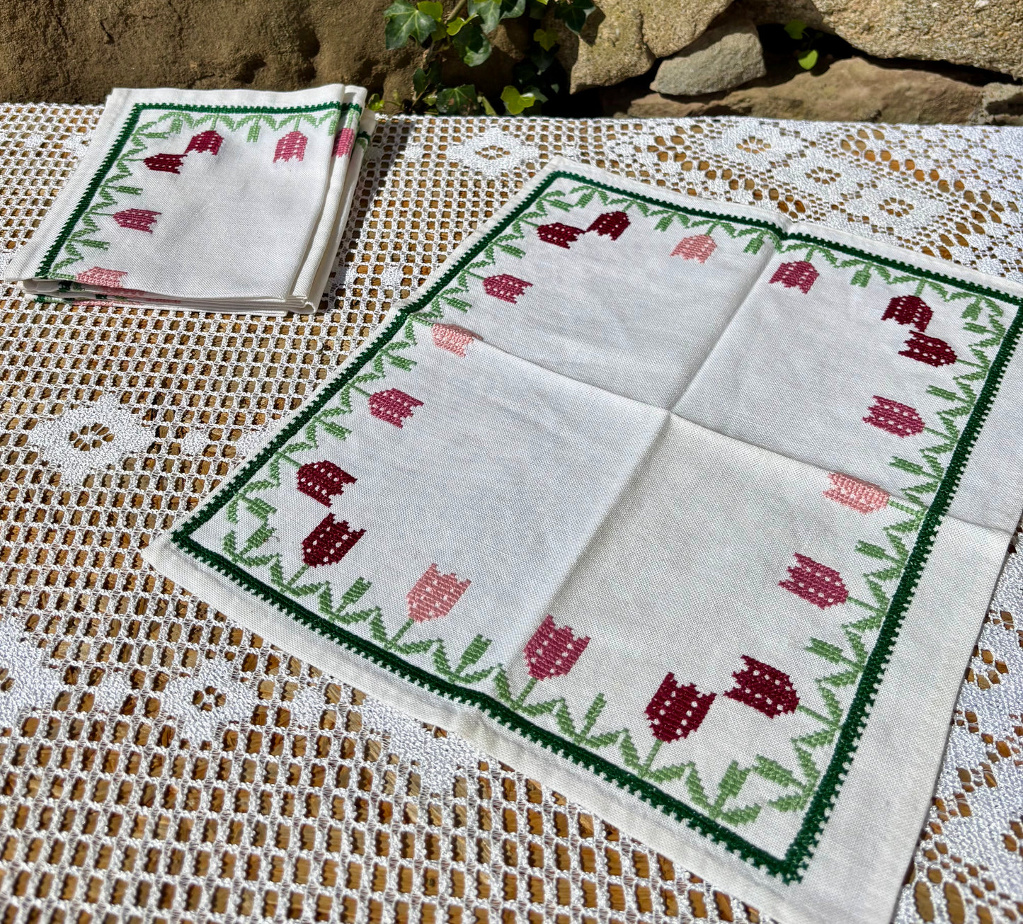 Serviettes de table brodées