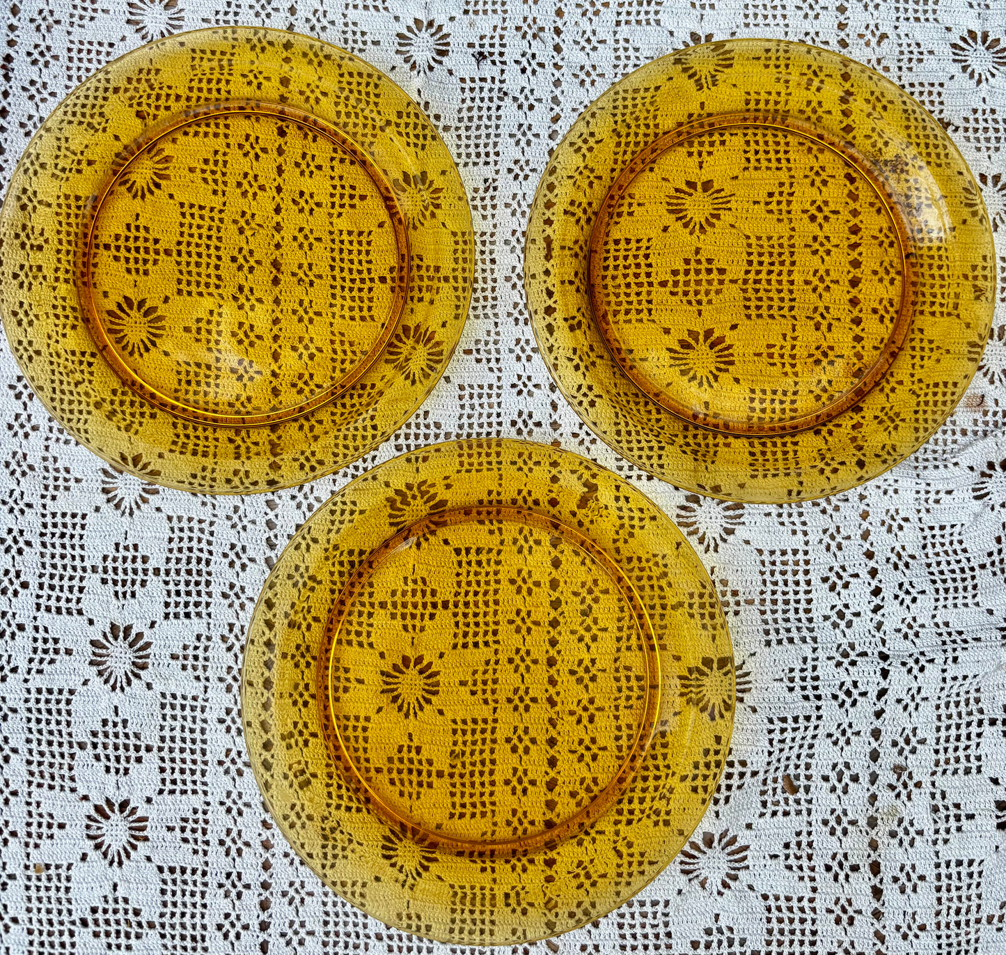 Assiettes Vereco verre ambré