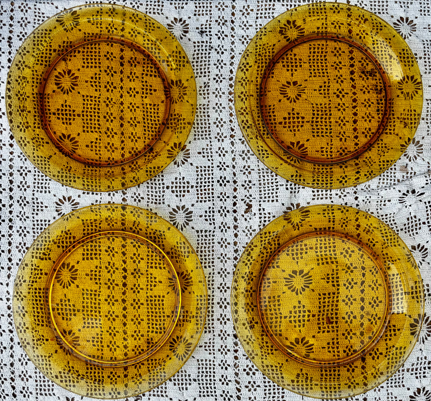 Assiettes Vereco verre ambré