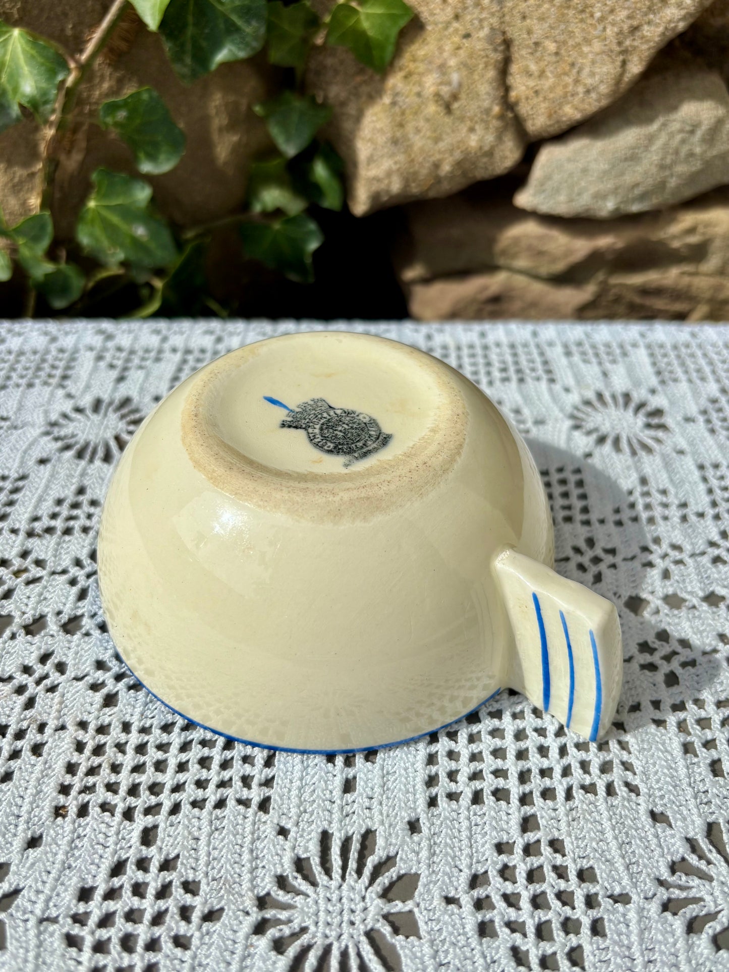 Tasse Badonviller décor ligne bleue