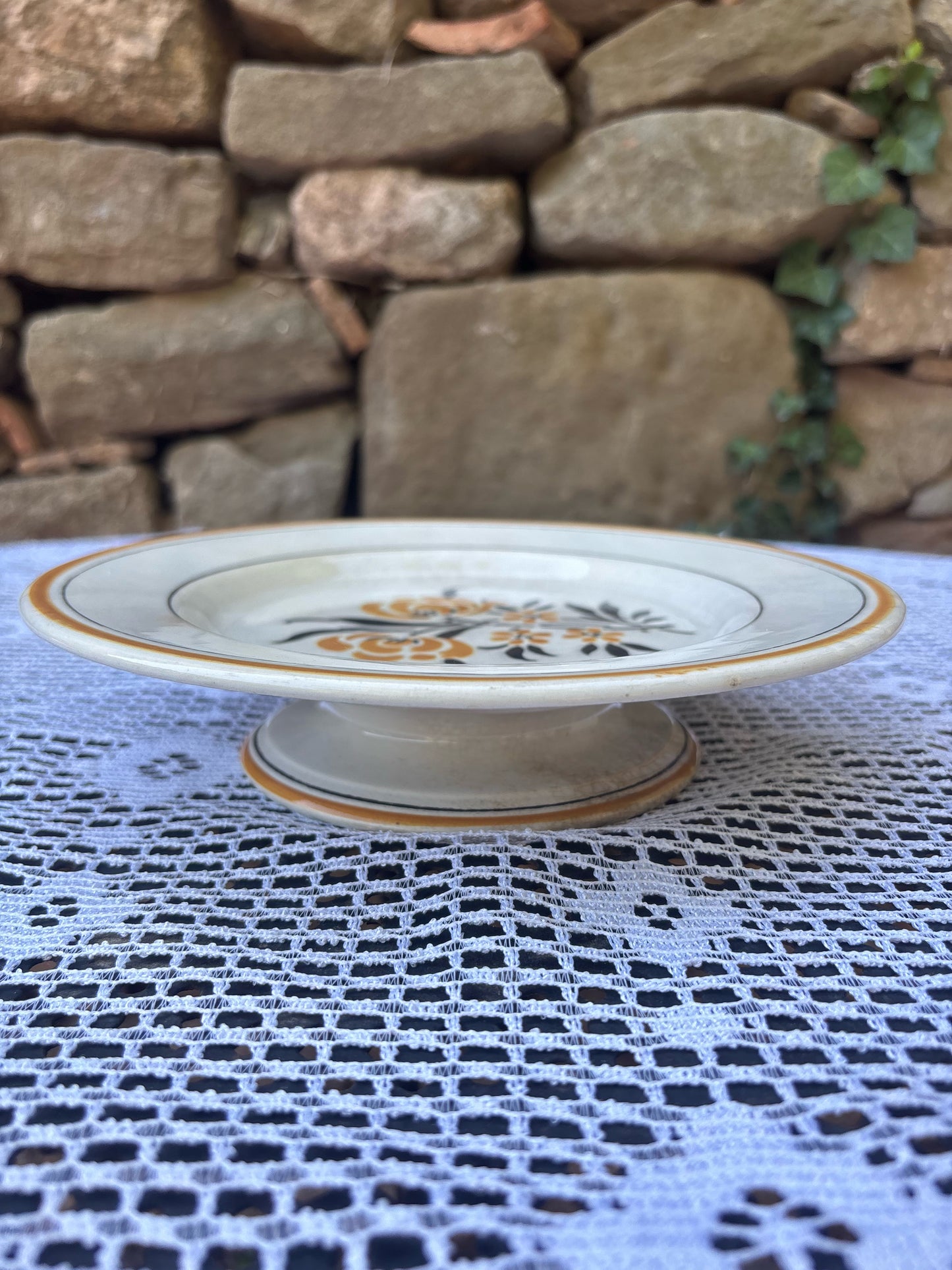 Compotier Manufacture Gien 1900 décor floral jaune noir 