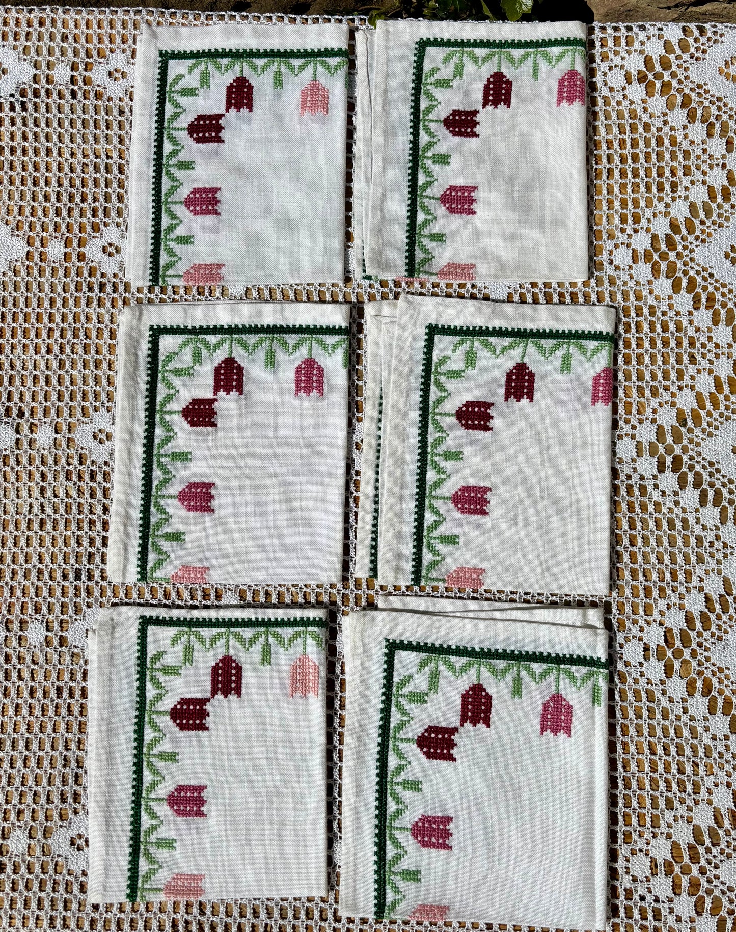 Serviettes de table brodées