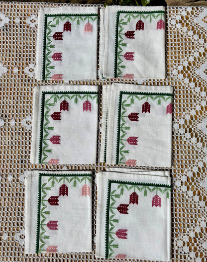 Serviettes de table brodées