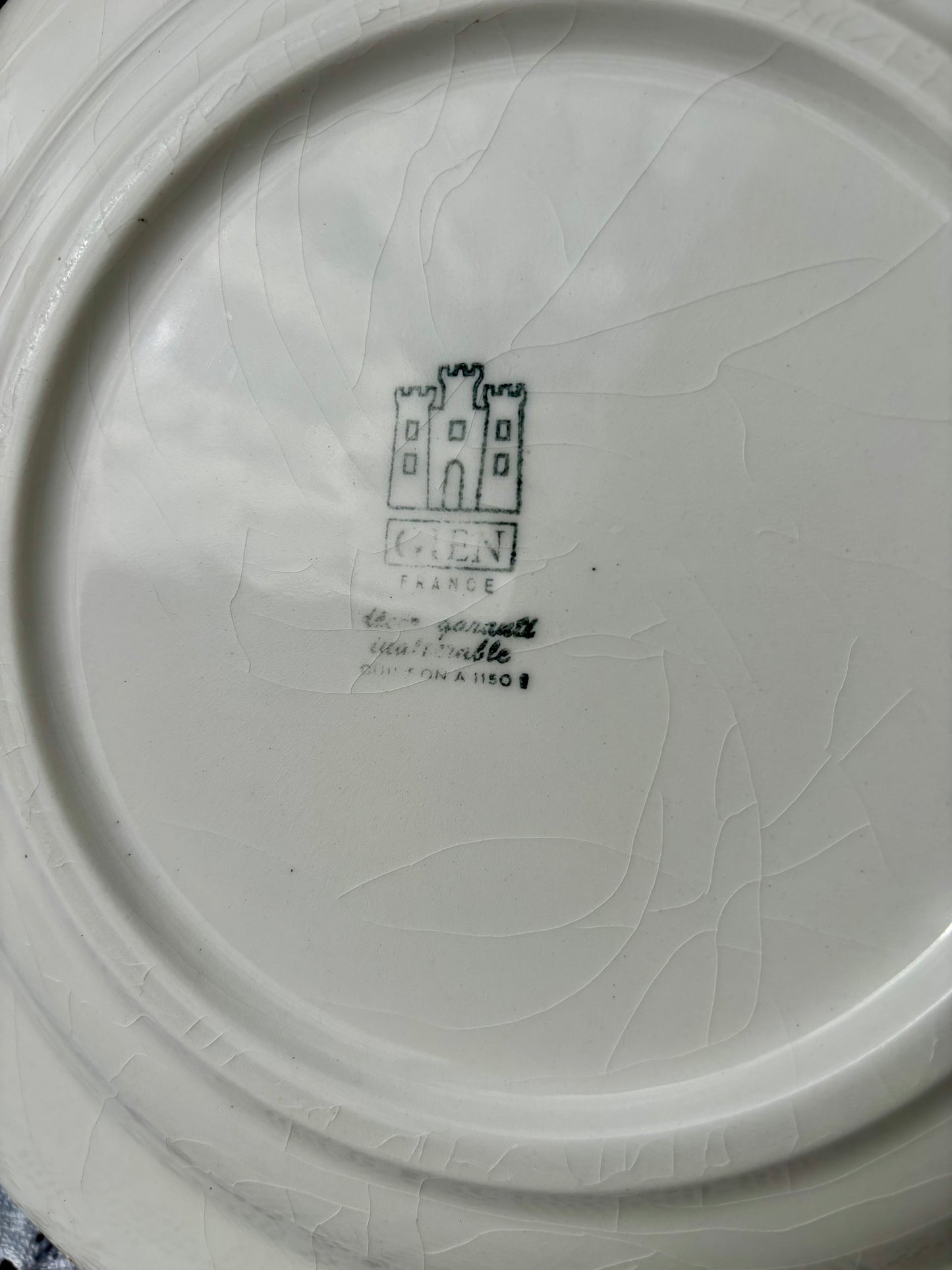 Assiette Gien motif Torchon