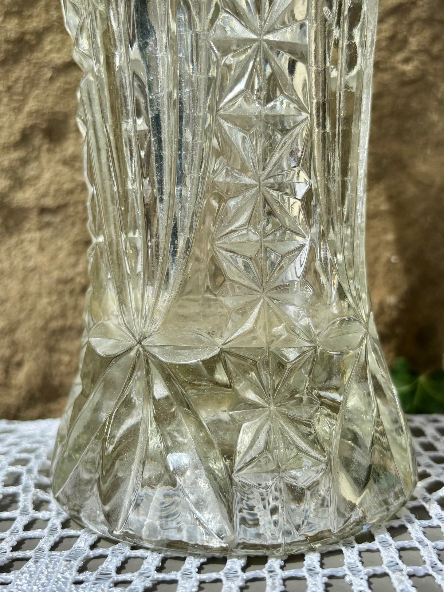 Vase en cristal vintage 50s