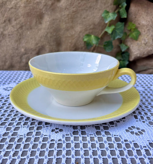 Tasse et sous-tasse Orchies Moulin des Loups jaune