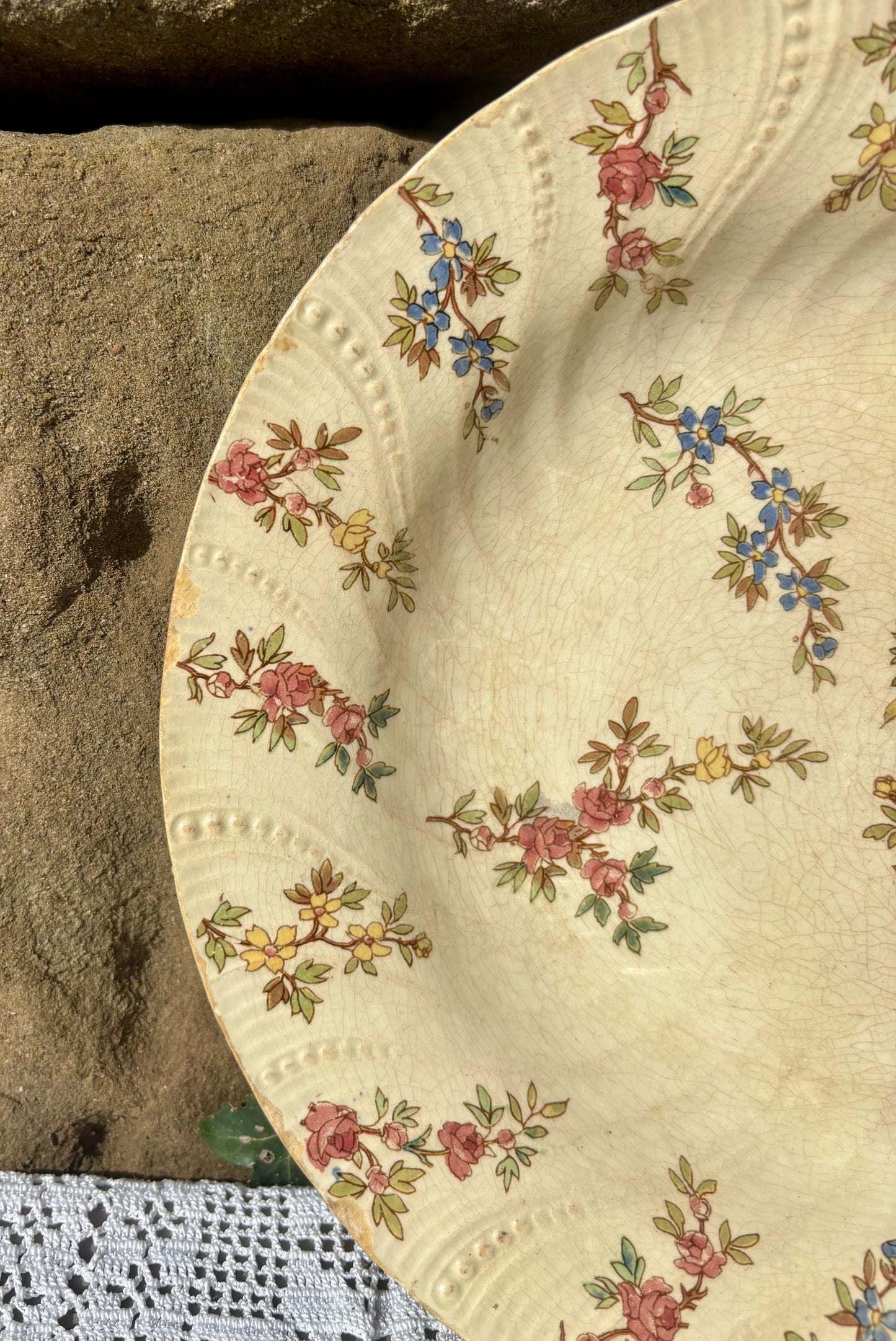 Assiette Sarreguemines modèle Louis XV