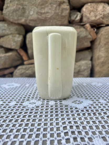 Pichet de bistrot en céramique blanc