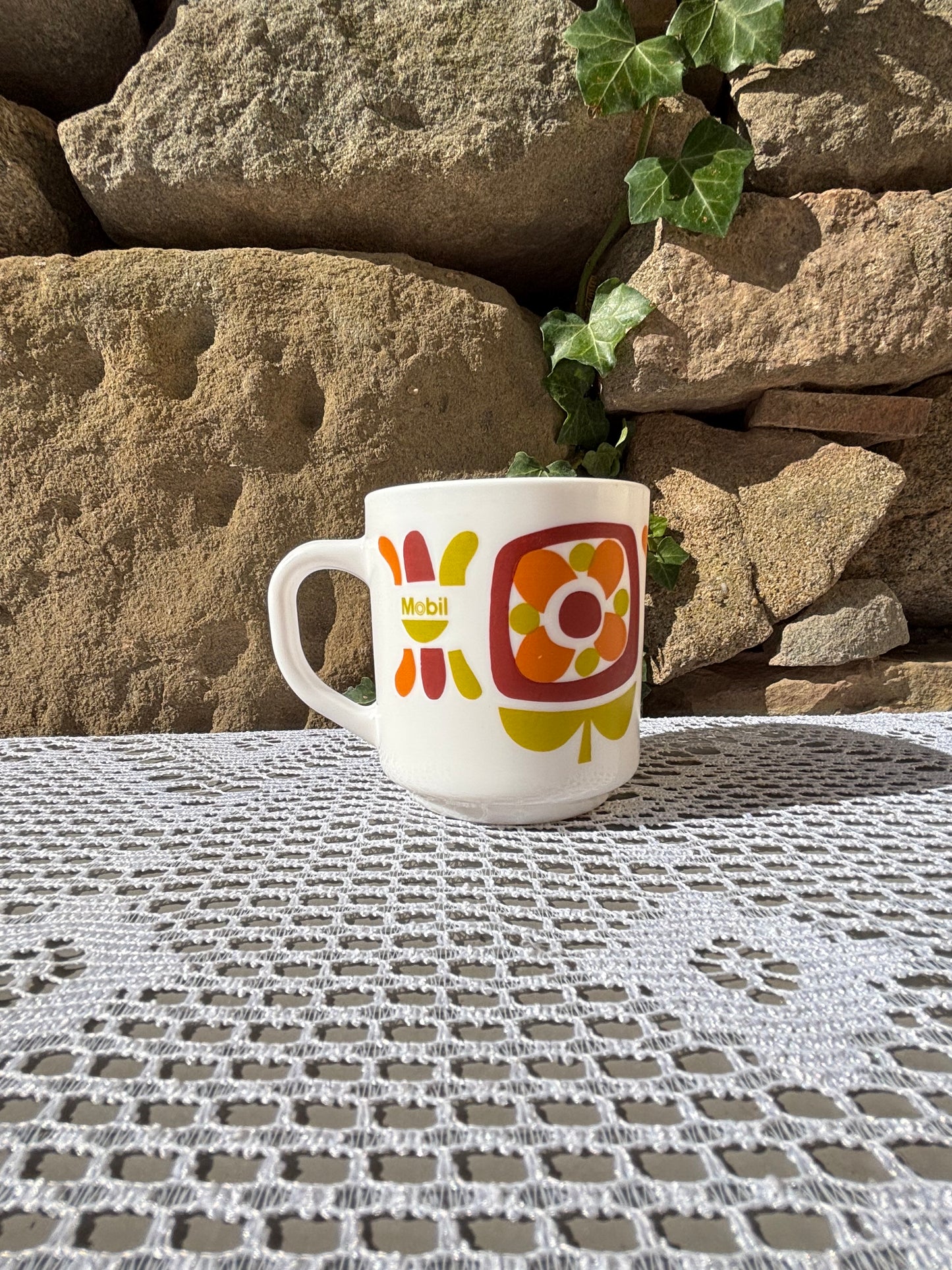 Tasse Arcopal modèle Mobil