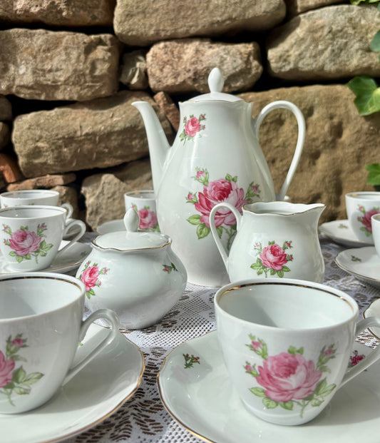 Service à café porcelaine années 70