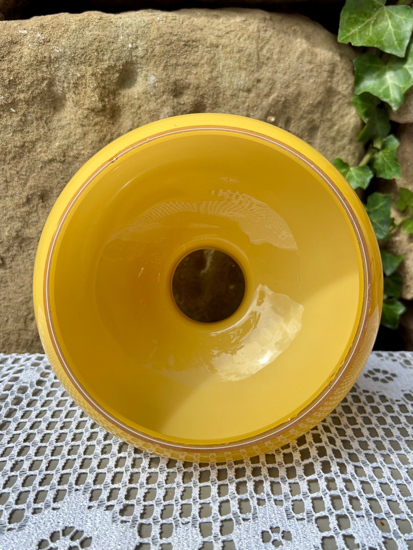 Abat-jour en verre jaune