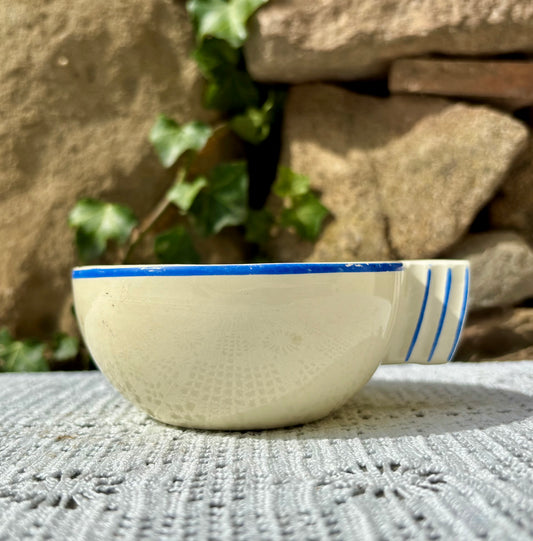 Tasse Badonviller décor ligne bleue