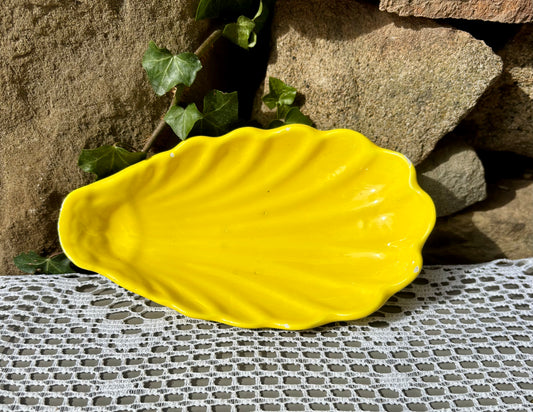 Ravier coquillage jaune vif