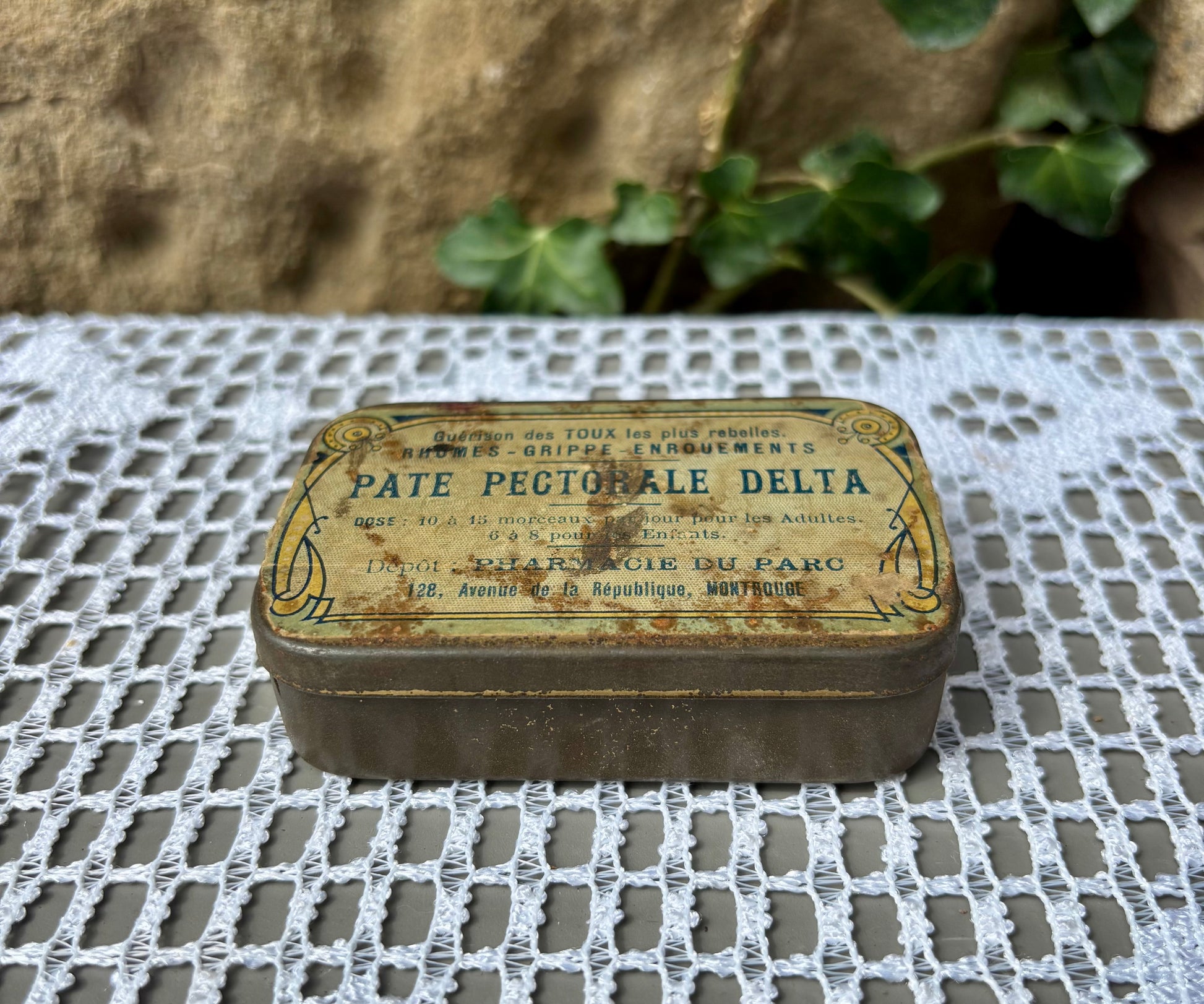 Boîte pastille médicinale 1900