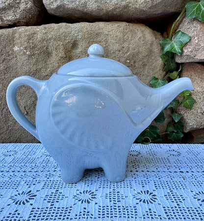 Théière éléphant gris