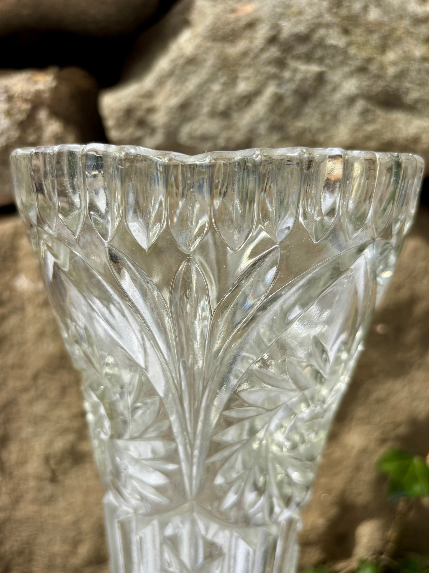 Vase en cristal vintage 50s