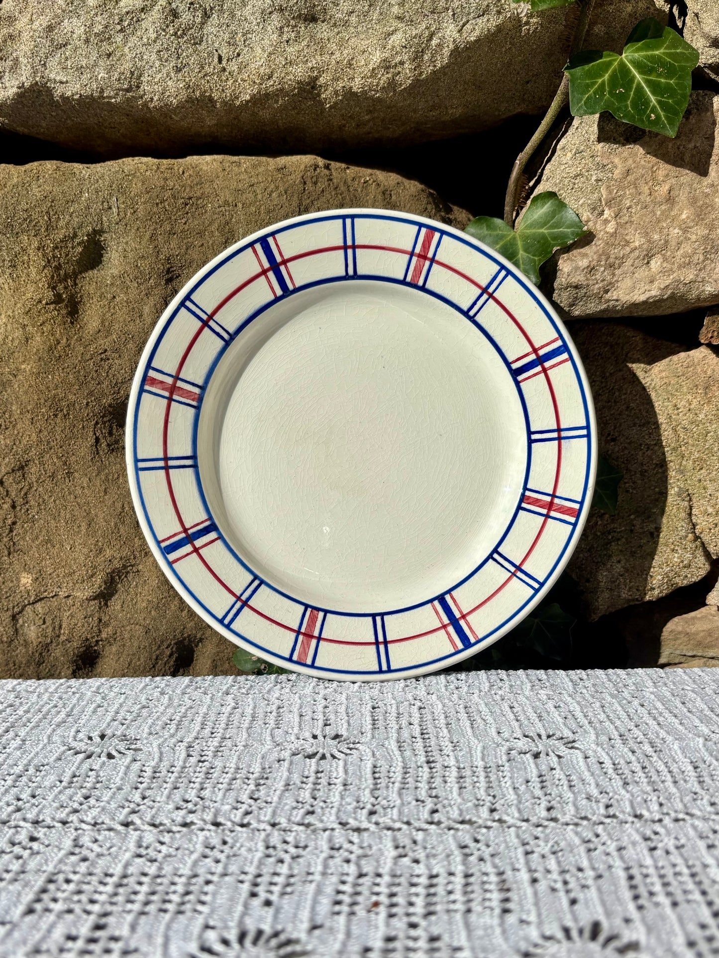 Assiette à dessert Carmen K&G Luneville 1920 1930 Art déco 