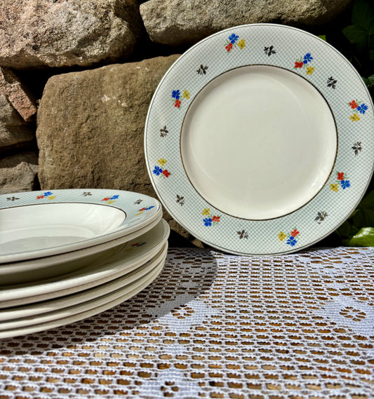 Assiettes Salins France Christiane fleuries 