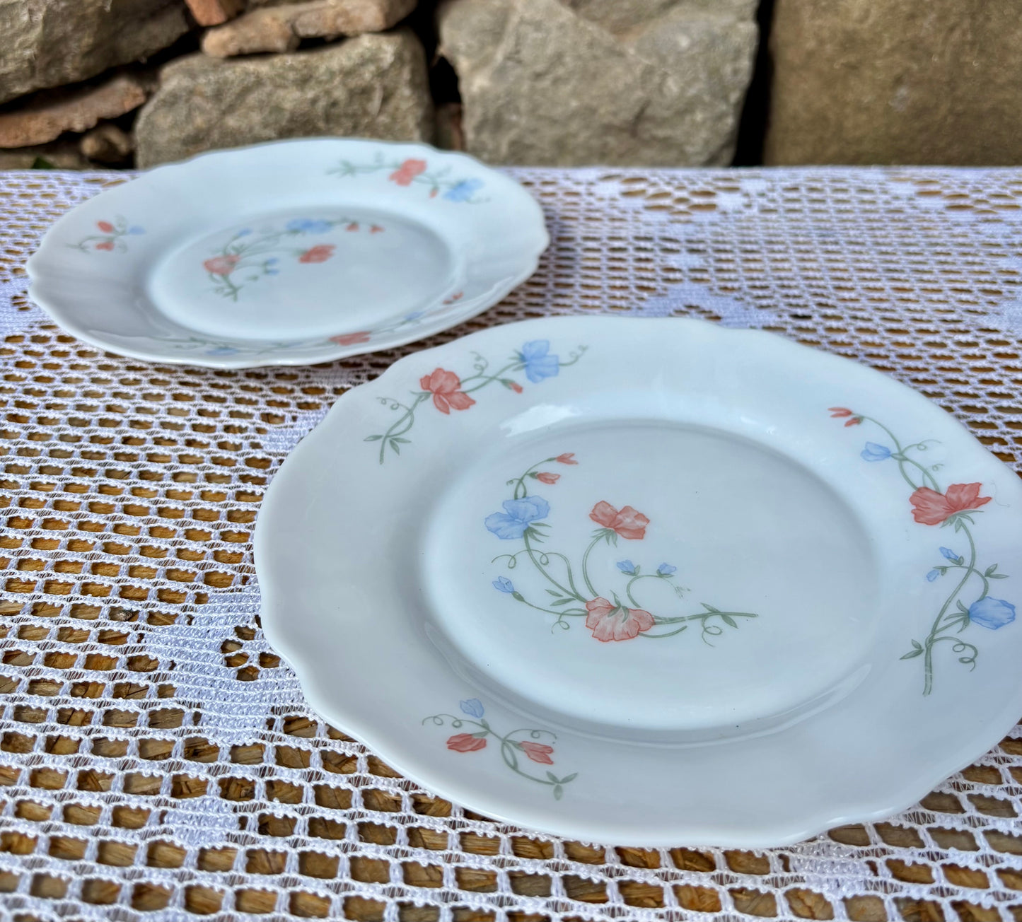 Petites assiettes Arcopal coquelicots x2