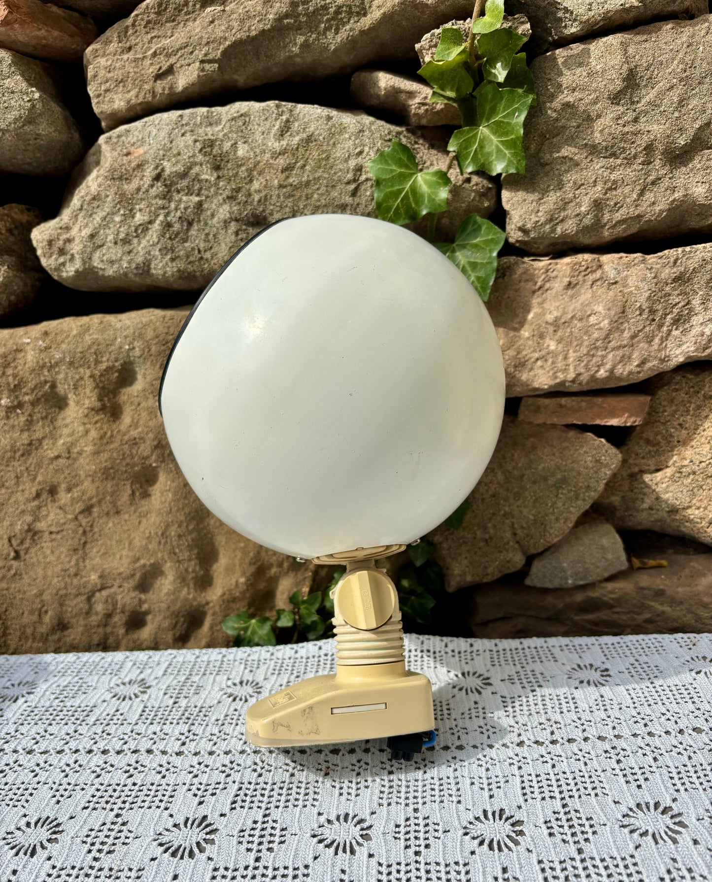 Applique Space Age globe