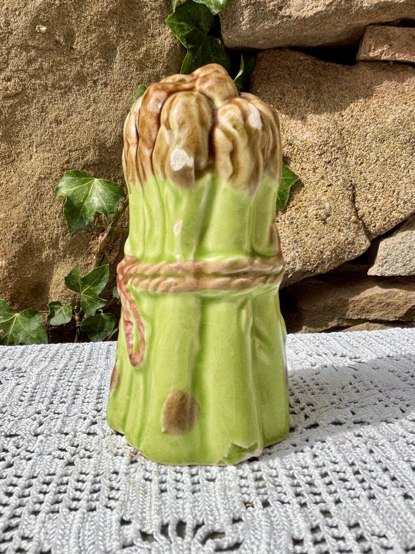 Salière / poivrière barbotine asperges