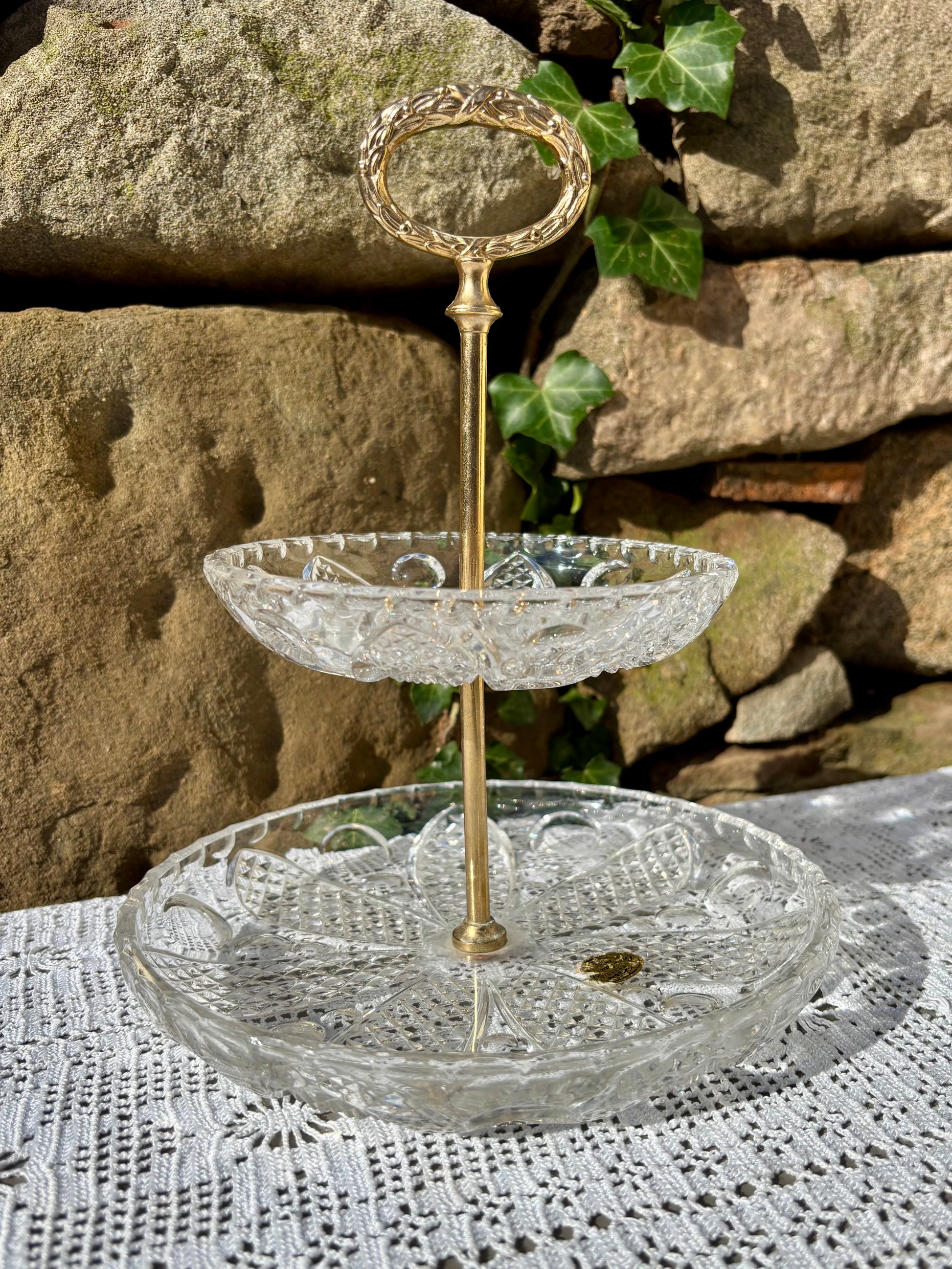 Présentoir cristal centré en laiton vintage années 70