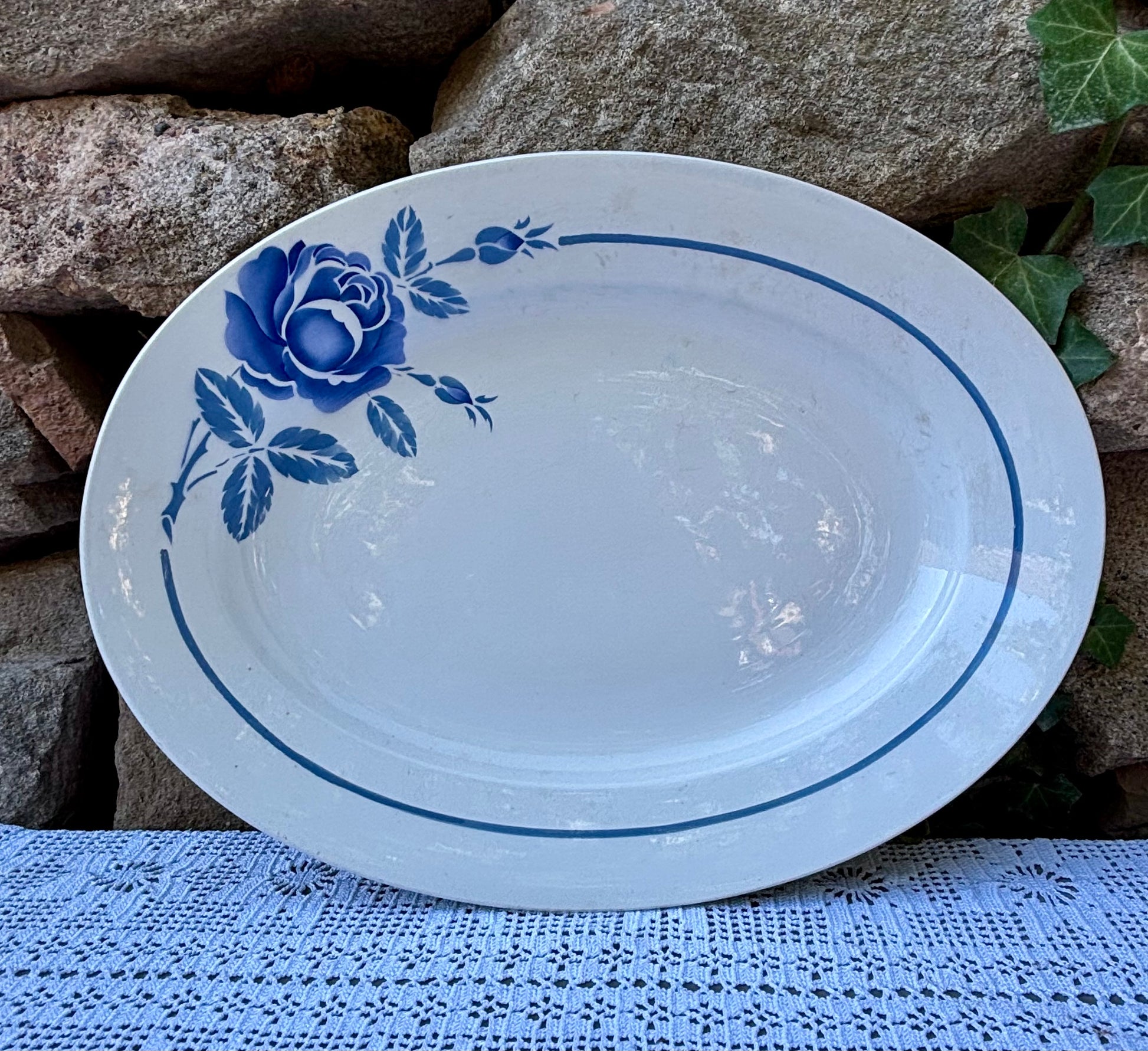 Ravier vintage Orchies moulin des loups décor floral bleu