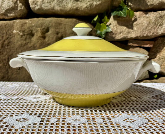 Soupière vintage jaune Badonviller Keller et Guerin 