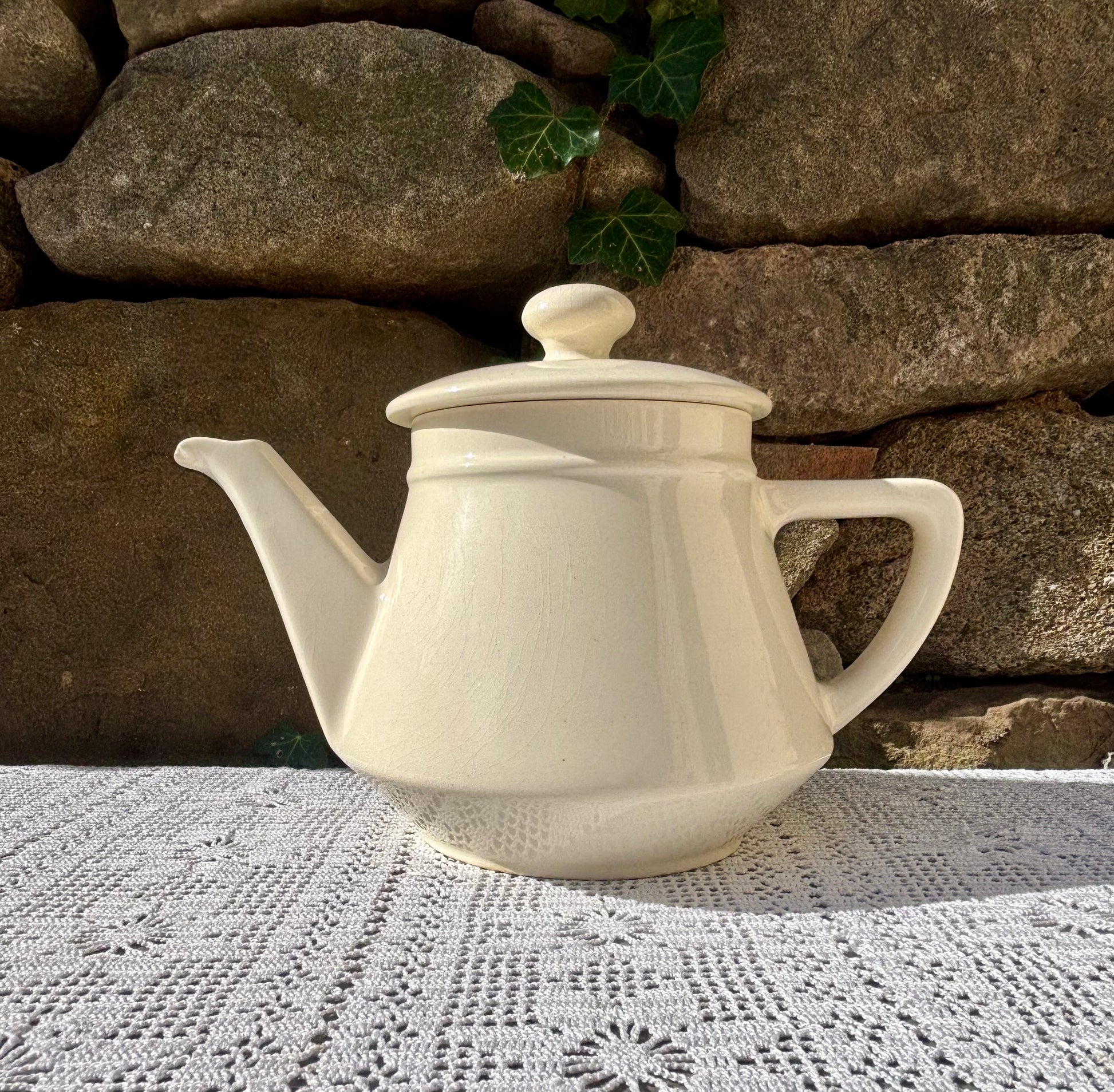 Théière Villeroy & Boch vintage blanc crème 1960-1970