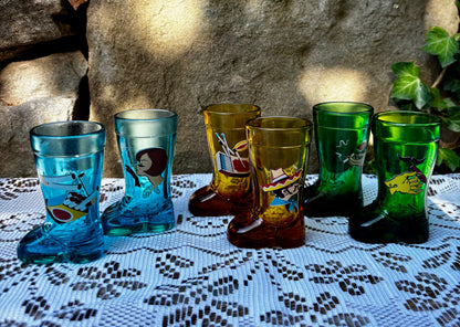 Verres liqueur bottes vintage 