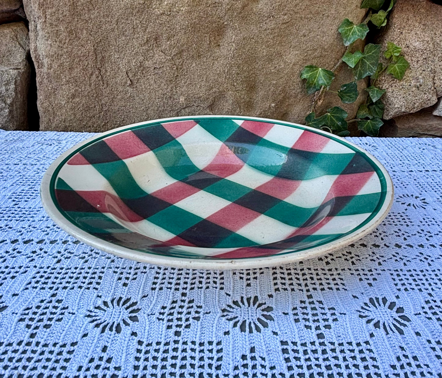 assiette creuse givors 1950 vichy rouge et vert