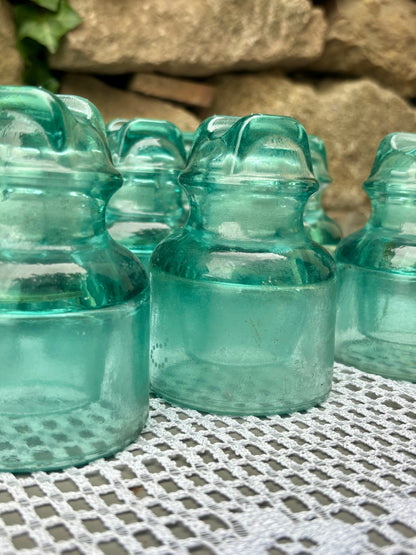 isolateurs verre épais bleus vintage edf