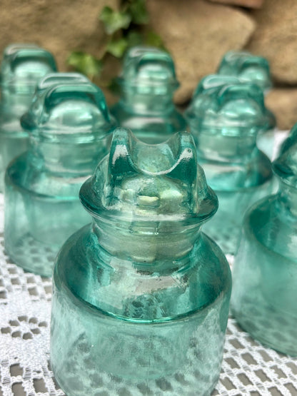 isolateurs verre épais bleus vintage edf