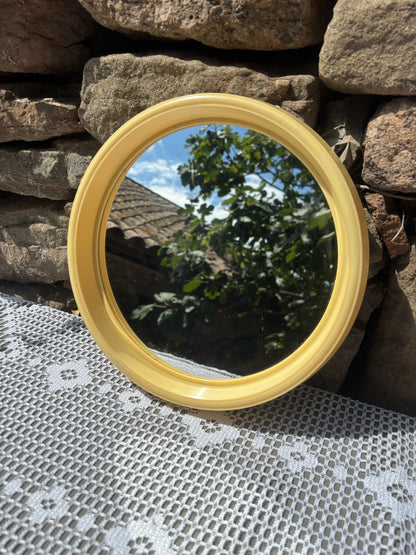 miroir mural  rond jaune pastel années 70 