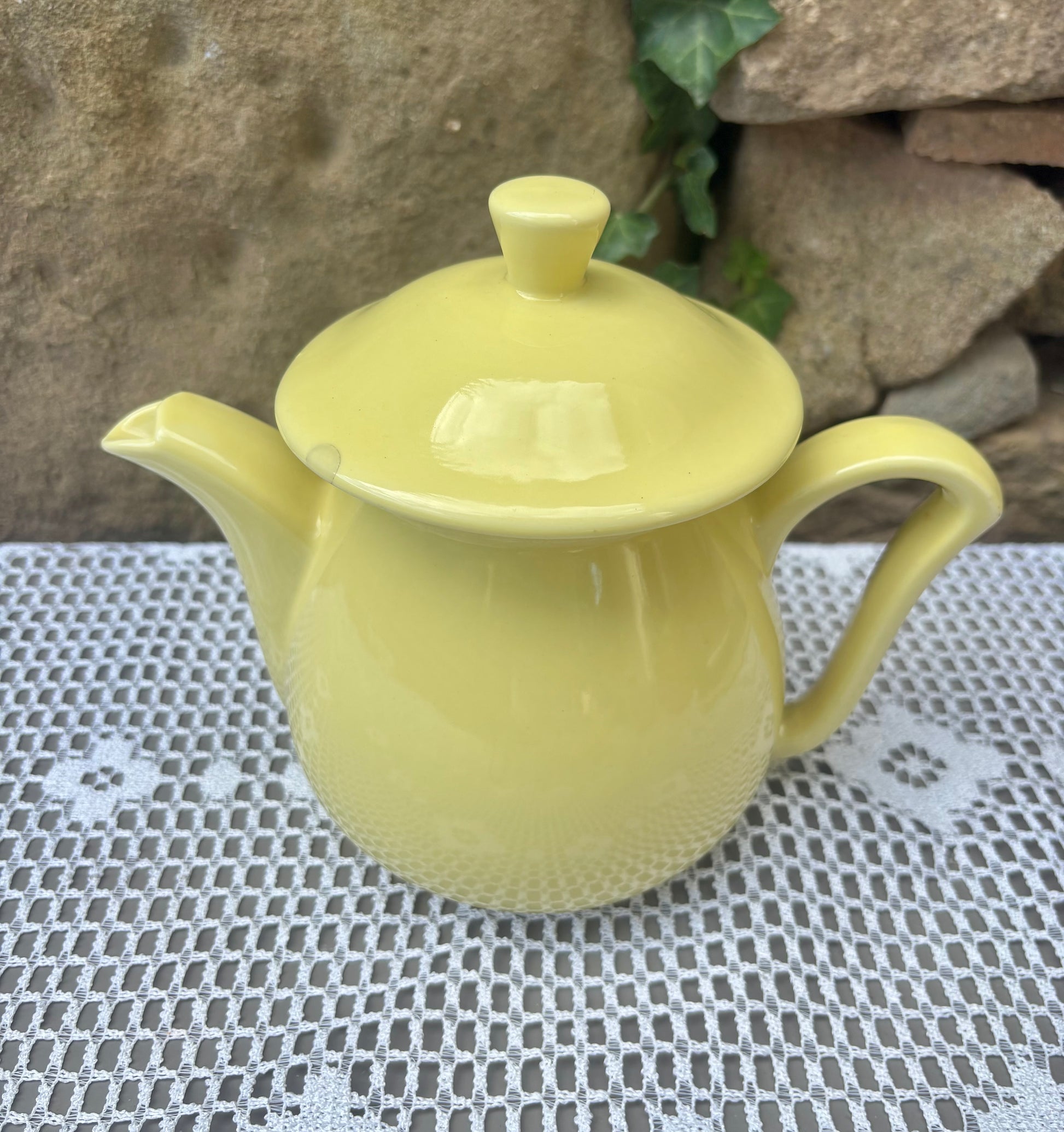 theiere jaune style rio 1960 couvercle